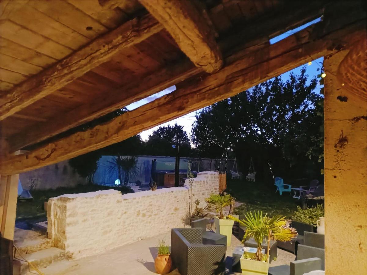 Gite 3 Etoiles Avec Spa, 2 Chambres Le Logis De Pearl Salles-sur-Mer Екстер'єр фото